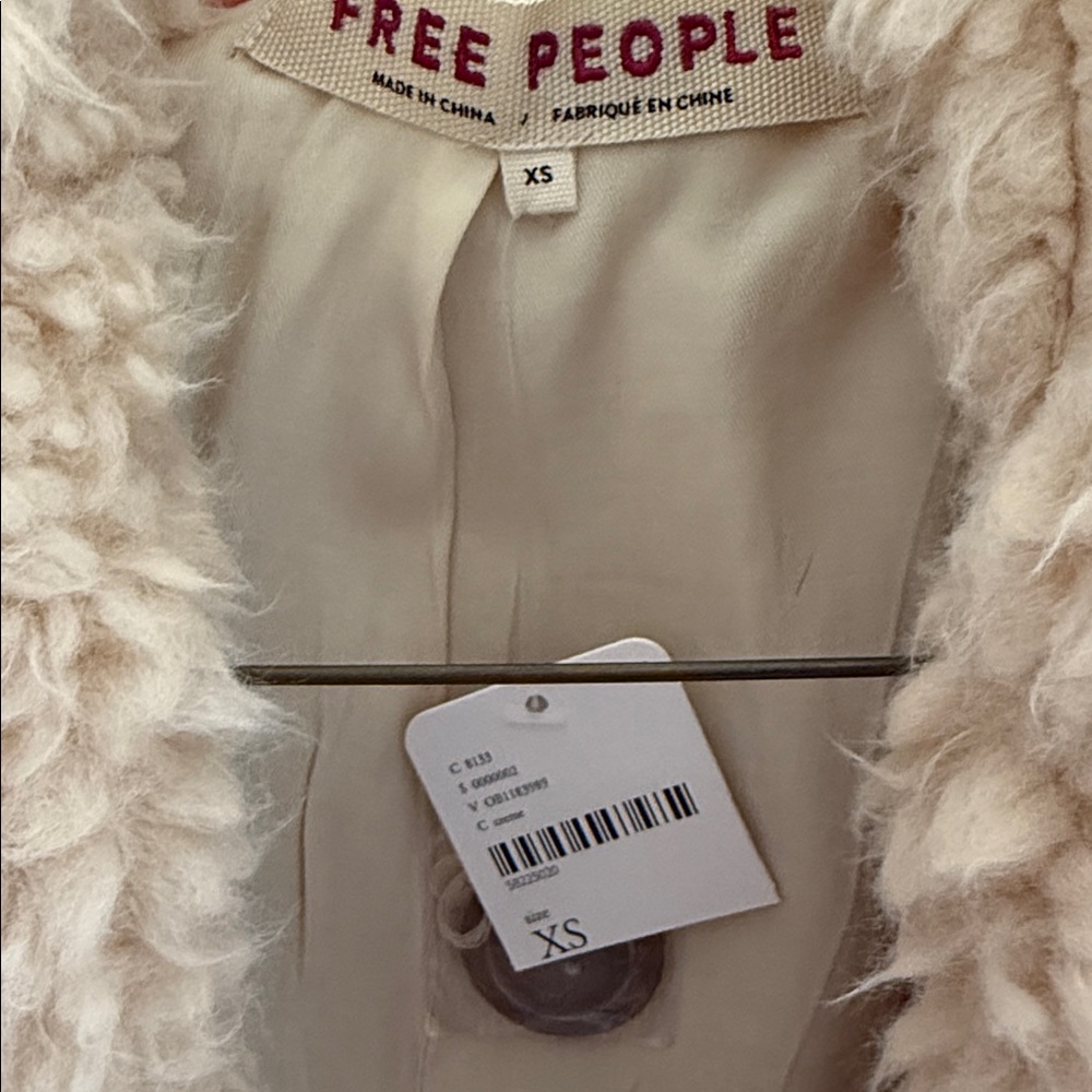 Brand New Free People Beige Teddy Jacket - Picture 3 of 5